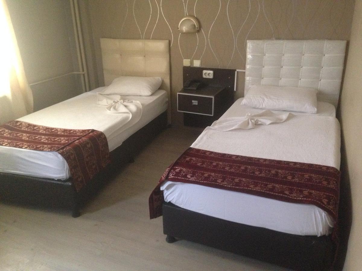 Hotel Haymanali Сёке Экстерьер фото